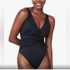 Andie‎ Swim The Capri One Piece Swimsuit Black Deep V Side Twist Size XS NEW
